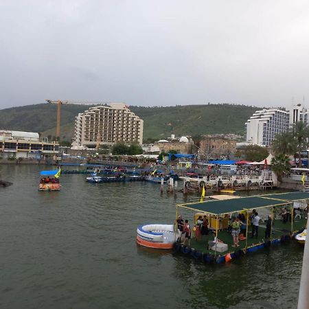 יחידת אירוח בבית ורדי Tiberias Ngoại thất bức ảnh