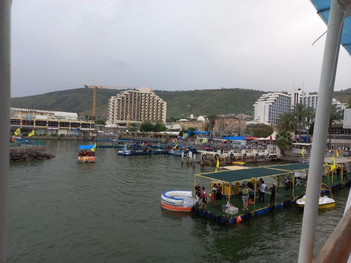 יחידת אירוח בבית ורדי Tiberias Ngoại thất bức ảnh
