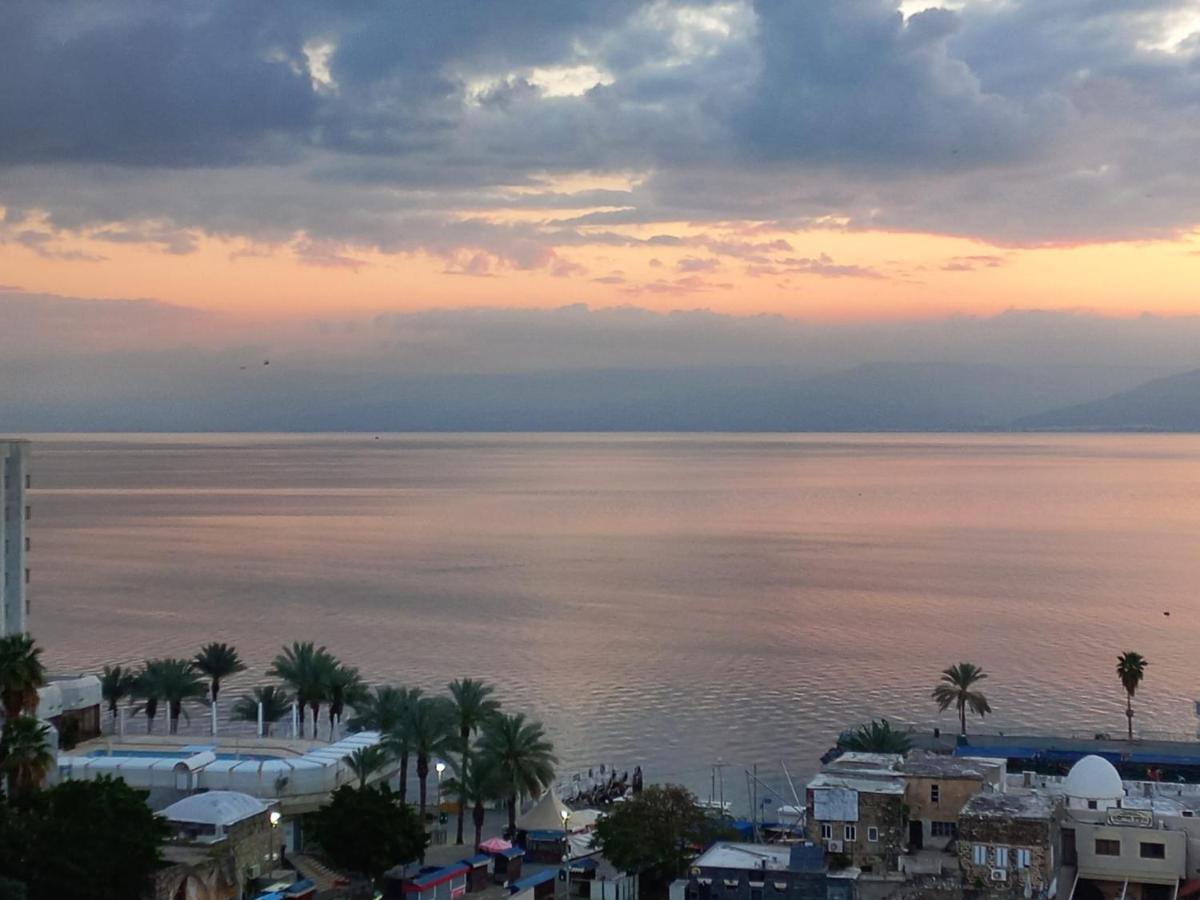 יחידת אירוח בבית ורדי Tiberias Ngoại thất bức ảnh
